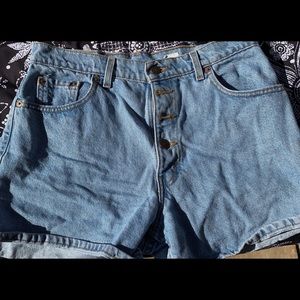 Levi’s jean shorts